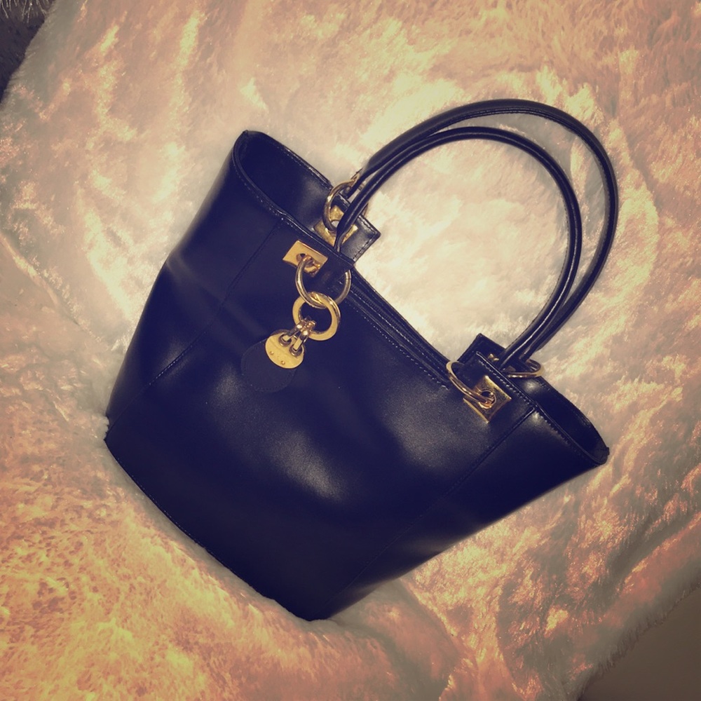Cute black little tote purse